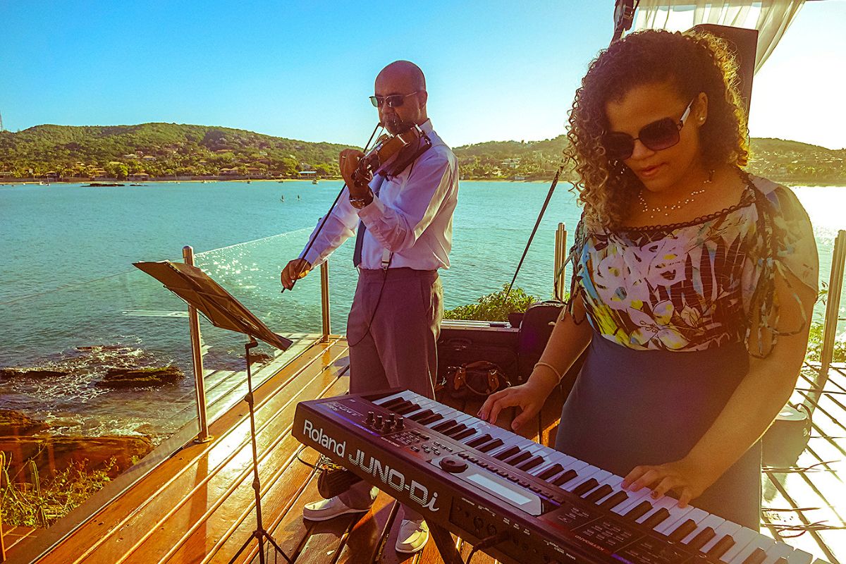 Música ao vivo em cerimônia de casamento